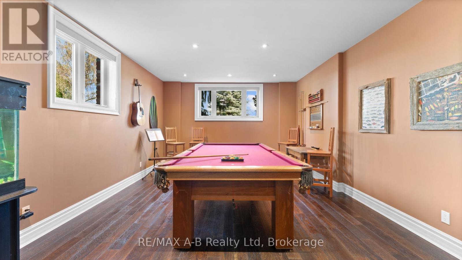 75 Thames Road, St. Marys, Ontario  N4X 1C4 - Photo 27 - X12430260
