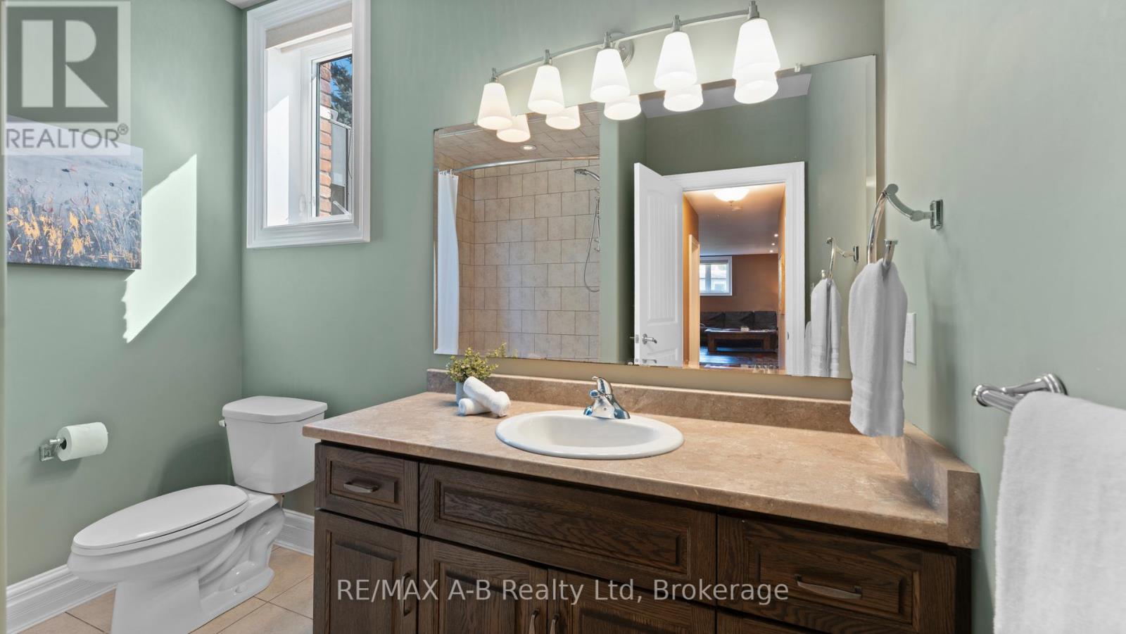 75 Thames Road, St. Marys, Ontario  N4X 1C4 - Photo 34 - X12430260