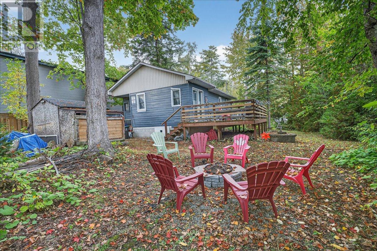 881 Clifton Boulevard, Innisfil, Ontario  L9S 4L7 - Photo 21 - N12421248
