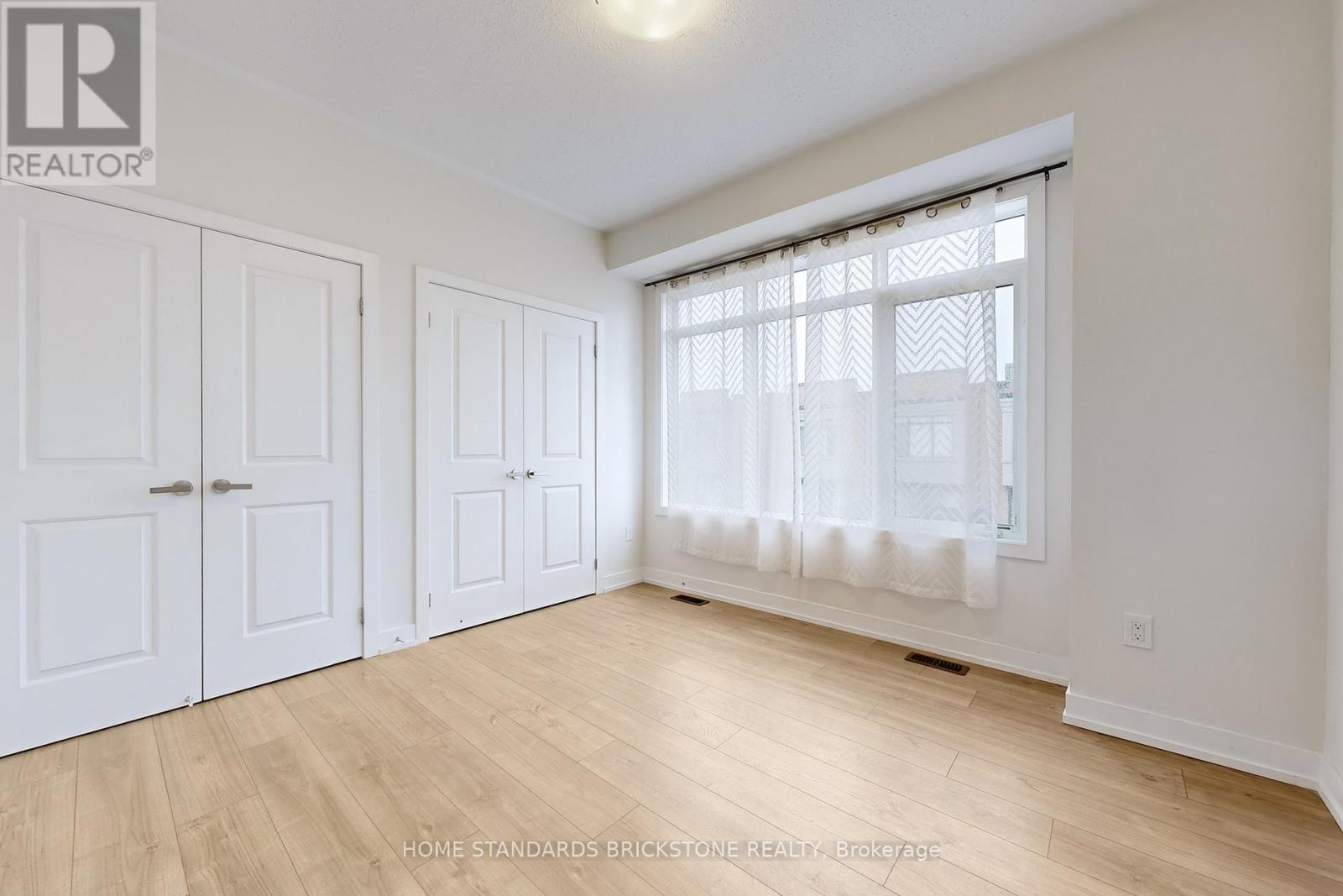 215 Salterton Circle, Vaughan, Ontario  L6A 4Z2 - Photo 28 - N12430264