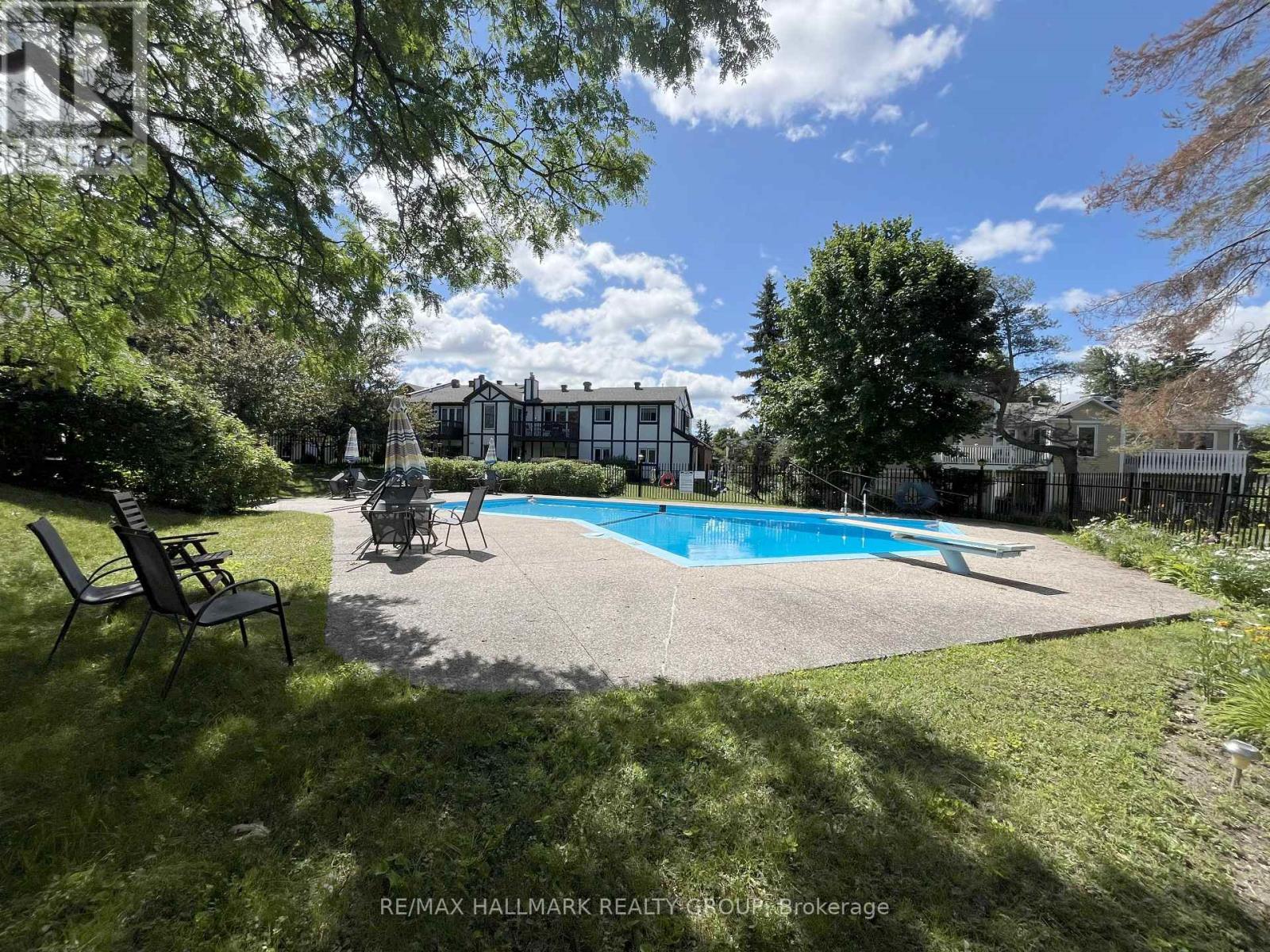 72 - 218 D Equestrian Drive, Ottawa, Ontario  K2M 1E2 - Photo 30 - X12430283