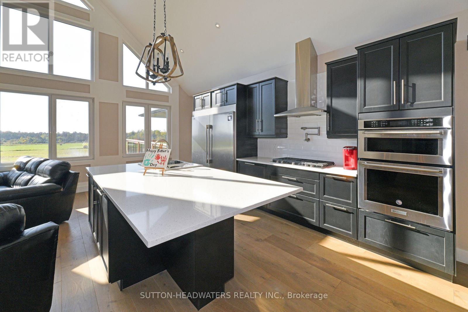 374170 6th Line S, Amaranth, Ontario  L9W 0M6 - Photo 11 - X12430259