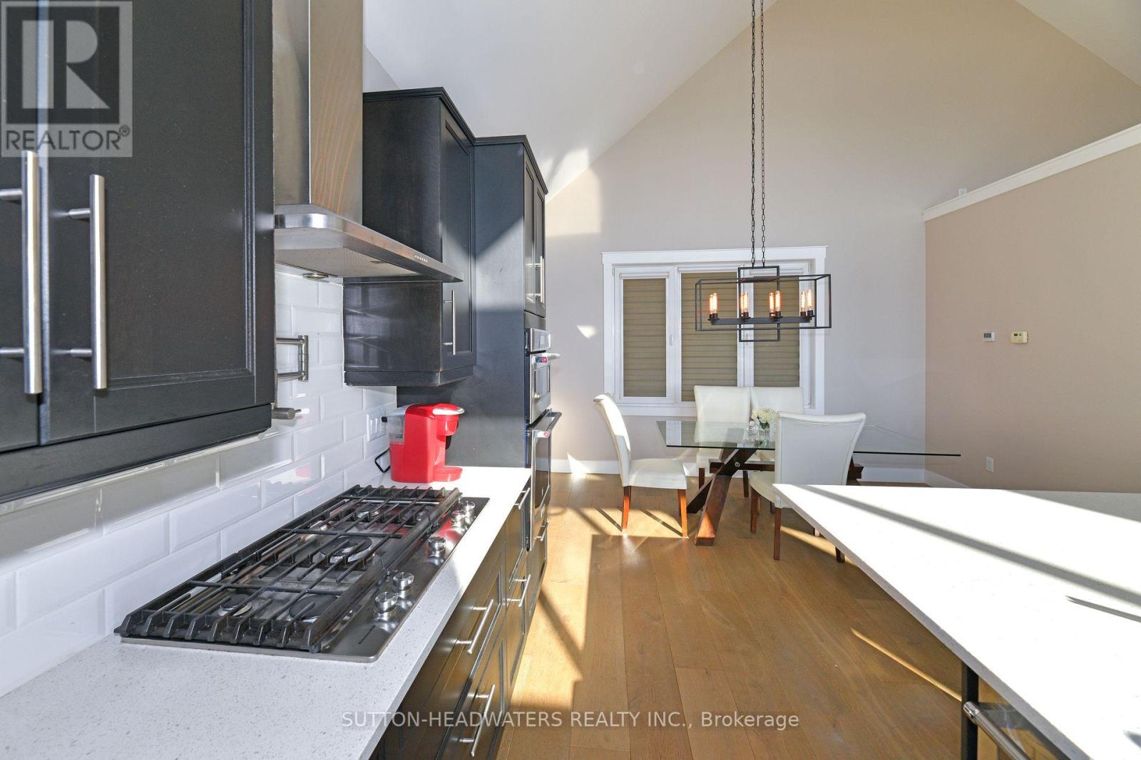 374170 6th Line S, Amaranth, Ontario  L9W 0M6 - Photo 14 - X12430259