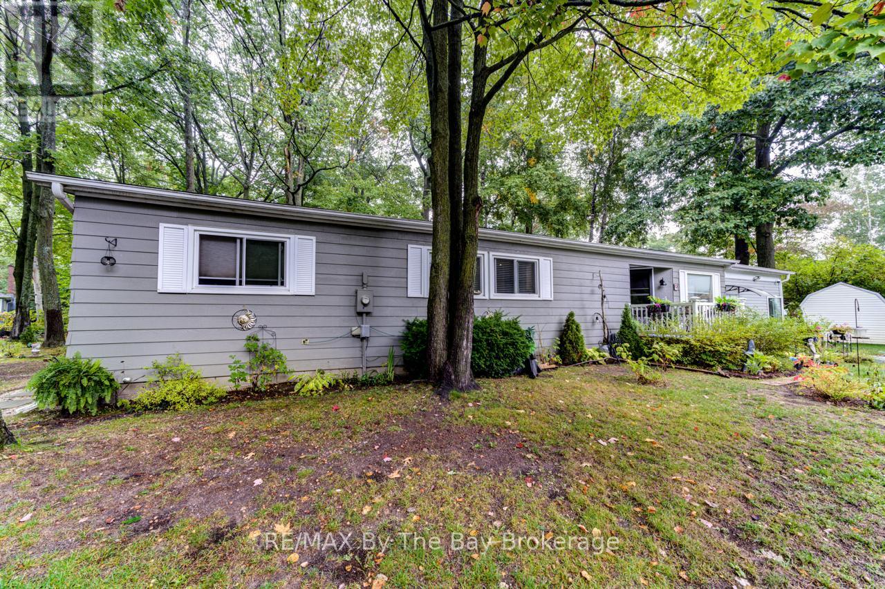 9 Allen Drive N, Wasaga Beach, Ontario  L9Z 1K5 - Photo 45 - S12426181