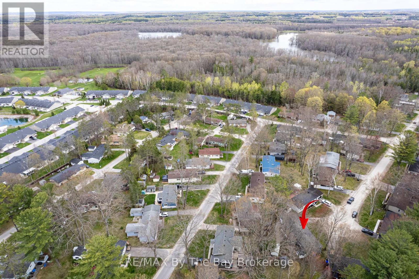 9 Allen Drive N, Wasaga Beach, Ontario  L9Z 1K5 - Photo 44 - S12426181