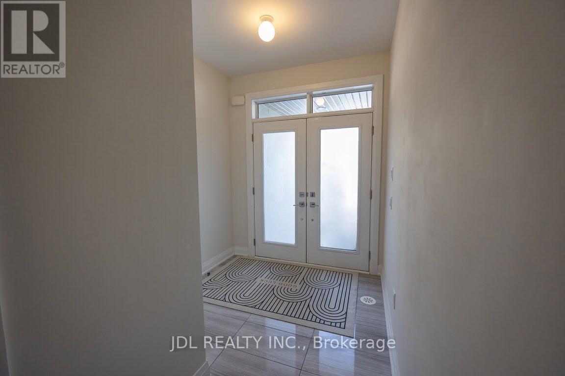 53 Harold Lawrie Lane, Markham, Ontario  L3T 0G1 - Photo 3 - N12428527