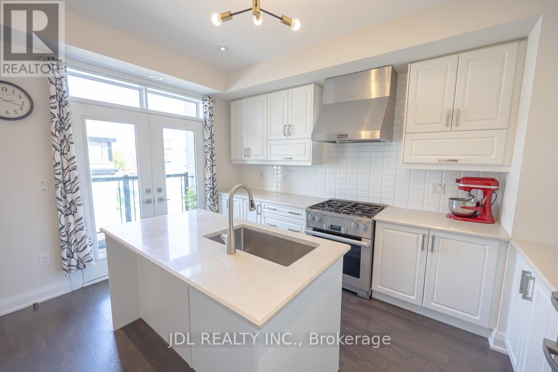 53 Harold Lawrie Lane, Markham, Ontario  L3T 0G1 - Photo 13 - N12428527