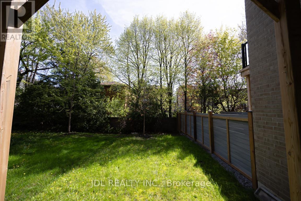 53 Harold Lawrie Lane, Markham, Ontario  L3T 0G1 - Photo 8 - N12428527