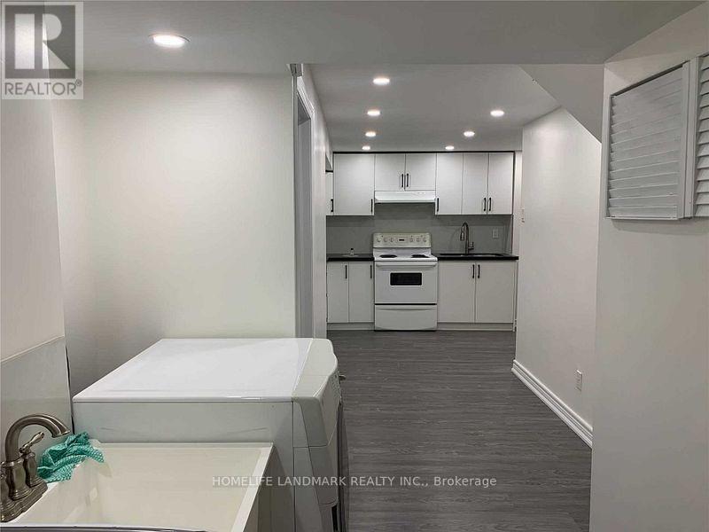 Lower - 8 Big Red Avenue, Toronto, Ontario  M1V 1N7 - Photo 4 - E12430281
