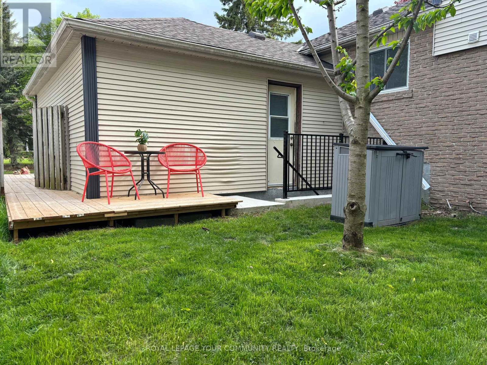 124 Tyson Drive, East Gwillimbury, Ontario  L0G 1H0 - Photo 27 - N12429109