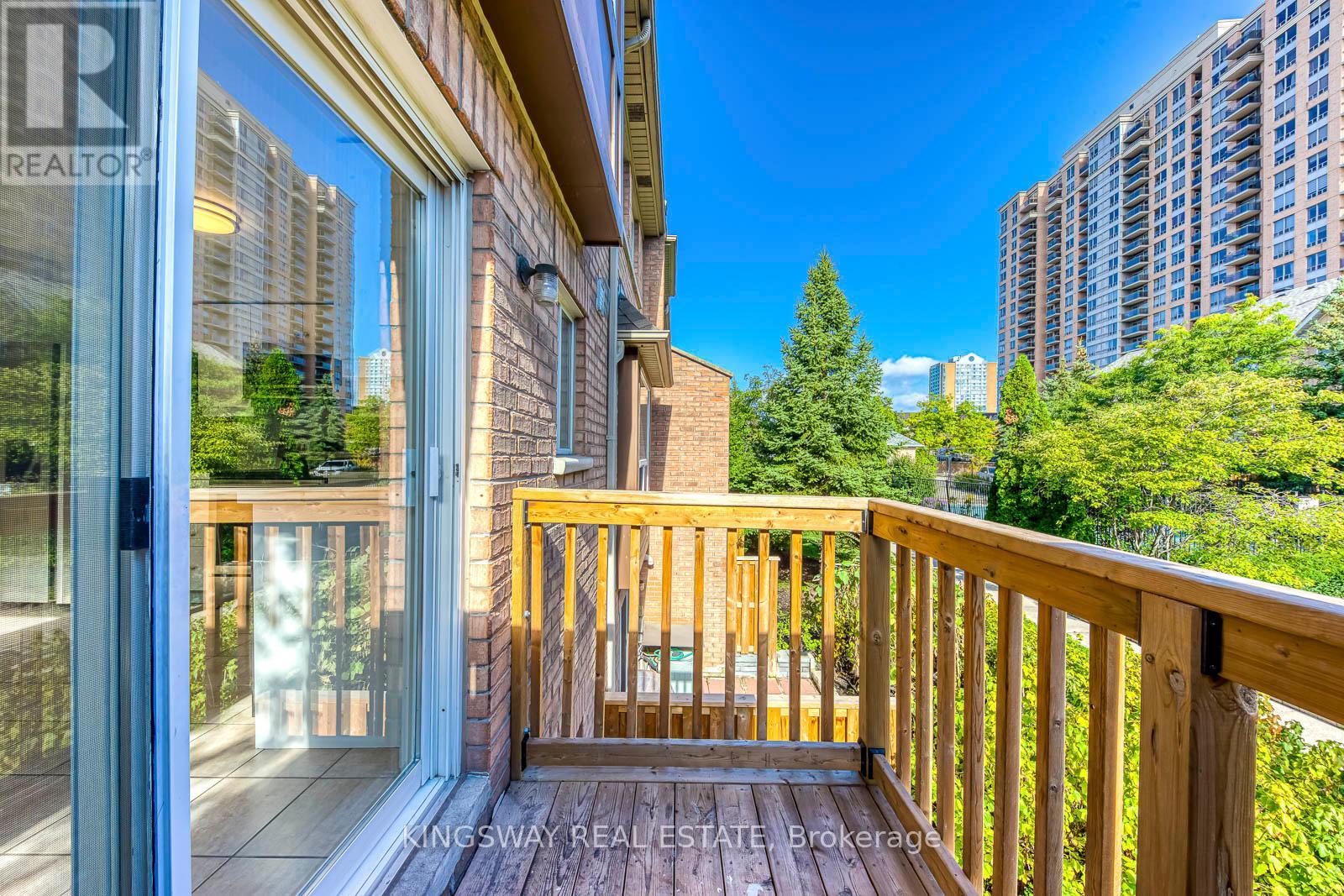 61 - 50 Strathaven Drive, Mississauga, Ontario  L5R 4E7 - Photo 15 - W12430276
