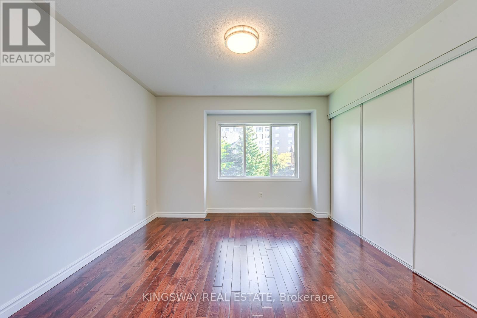 61 - 50 Strathaven Drive, Mississauga, Ontario  L5R 4E7 - Photo 21 - W12430276