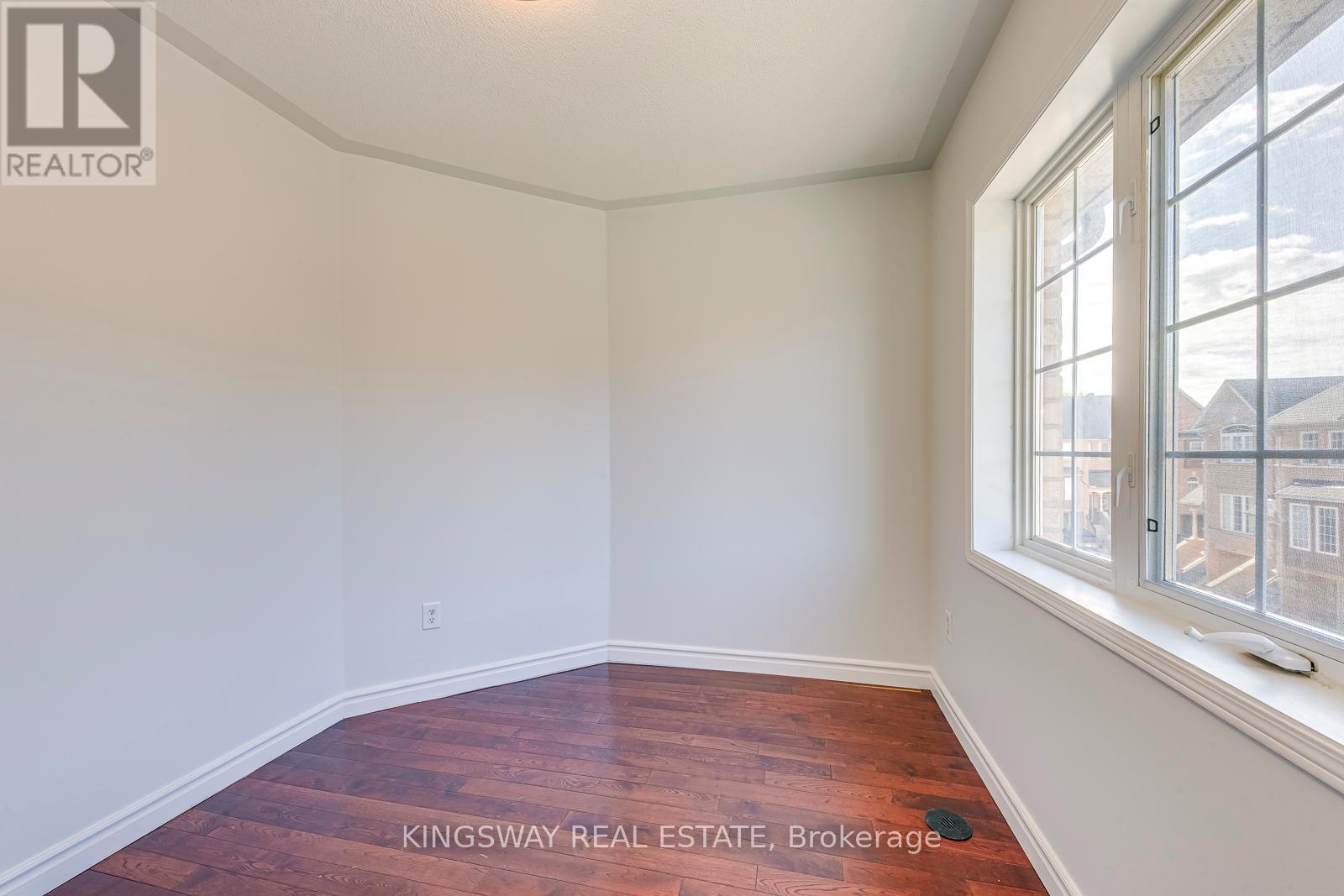 61 - 50 Strathaven Drive, Mississauga, Ontario  L5R 4E7 - Photo 28 - W12430276