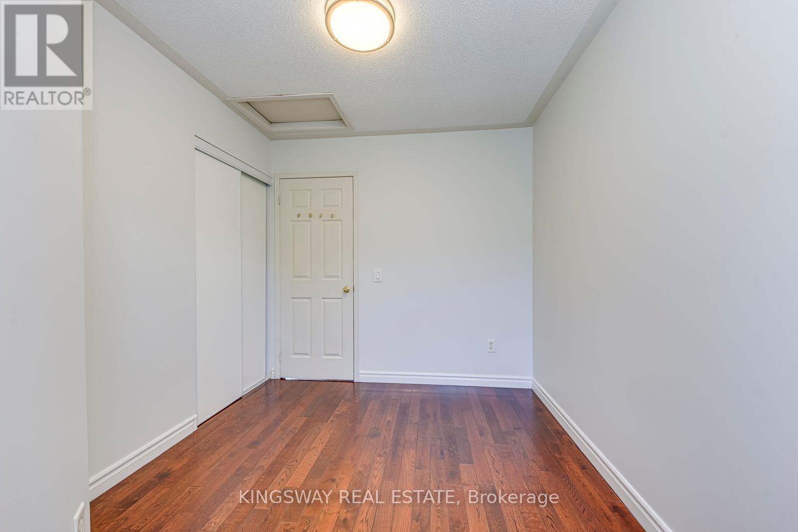 61 - 50 Strathaven Drive, Mississauga, Ontario  L5R 4E7 - Photo 30 - W12430276