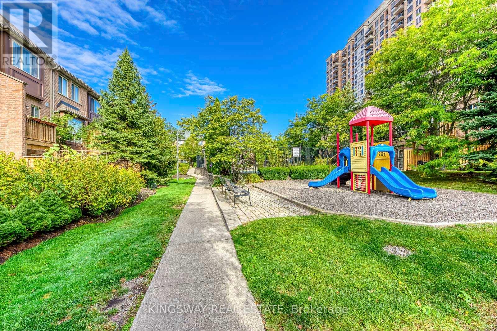 61 - 50 Strathaven Drive, Mississauga, Ontario  L5R 4E7 - Photo 40 - W12430276