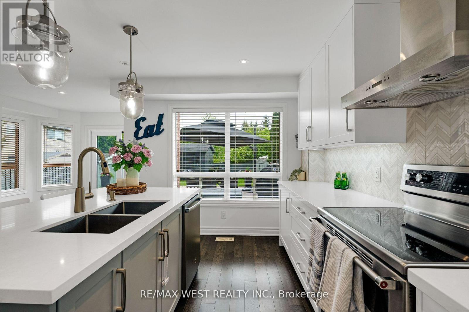 43 Wakely Boulevard, Caledon, Ontario  L7E 2H1 - Photo 10 - W12430280