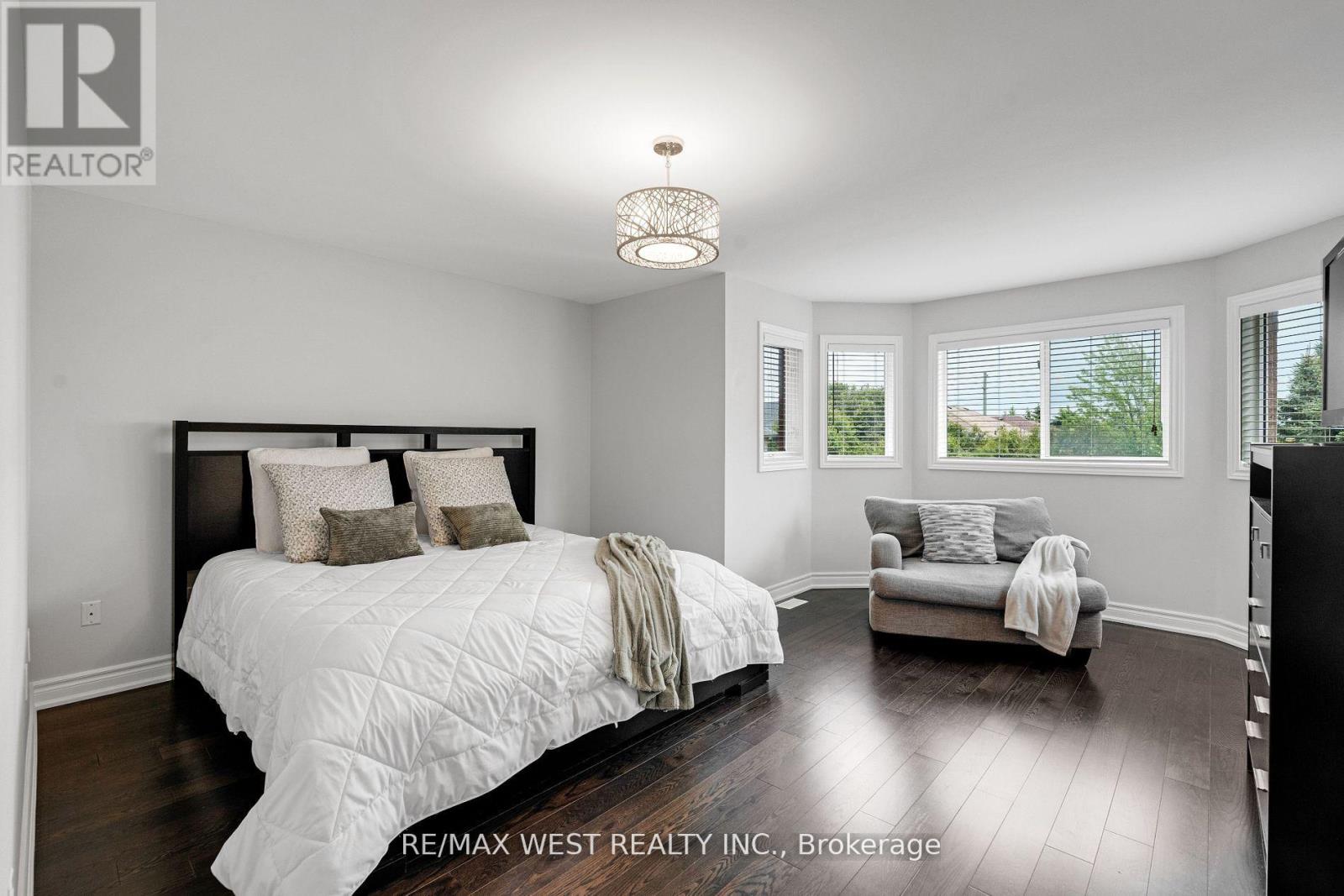 43 Wakely Boulevard, Caledon, Ontario  L7E 2H1 - Photo 18 - W12430280