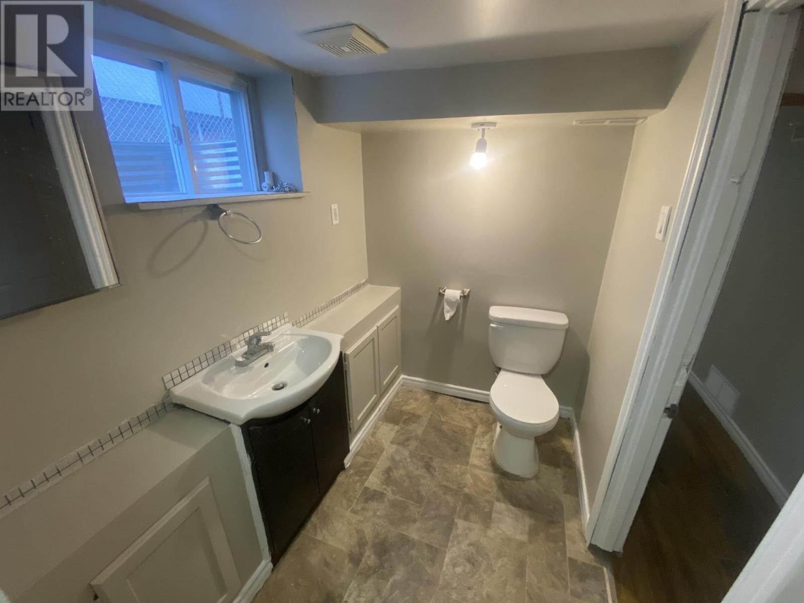 327 Rupert Street, Thunder Bay, Ontario  P7B 3X7 - Photo 23 - TB252888