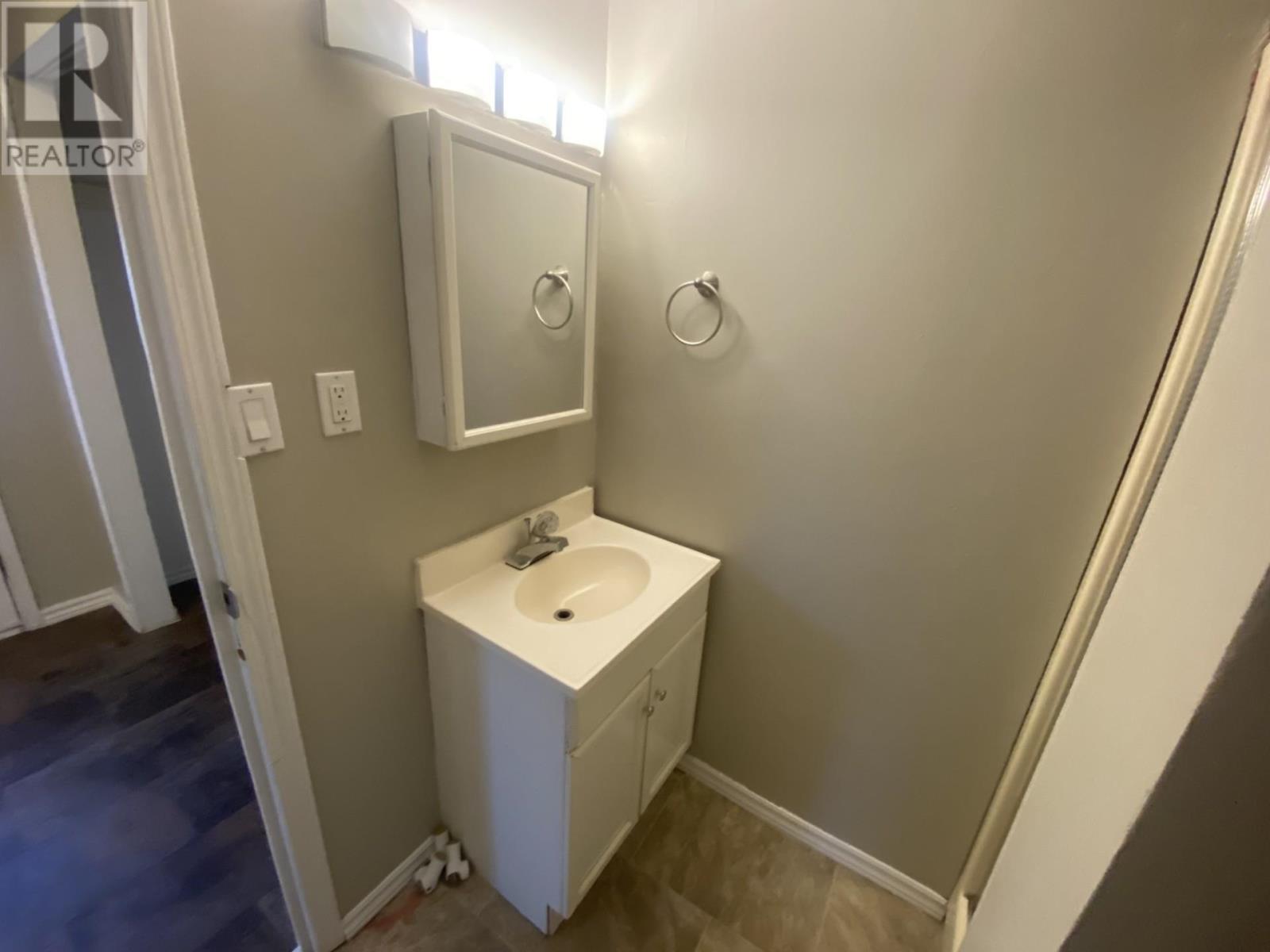 327 Rupert Street, Thunder Bay, Ontario  P7B 3X7 - Photo 15 - TB252888