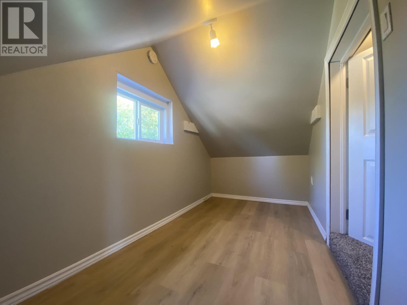 327 Rupert Street, Thunder Bay, Ontario  P7B 3X7 - Photo 19 - TB252888