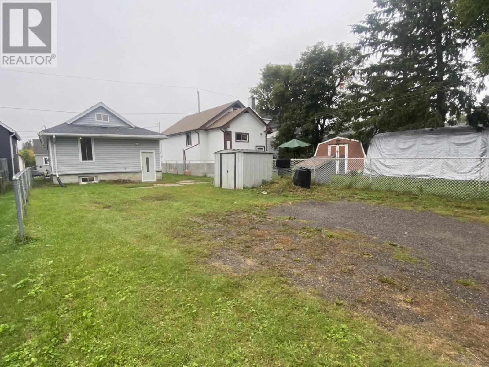 327 Rupert Street, Thunder Bay, Ontario  P7B 3X7 - Photo 4 - TB252888