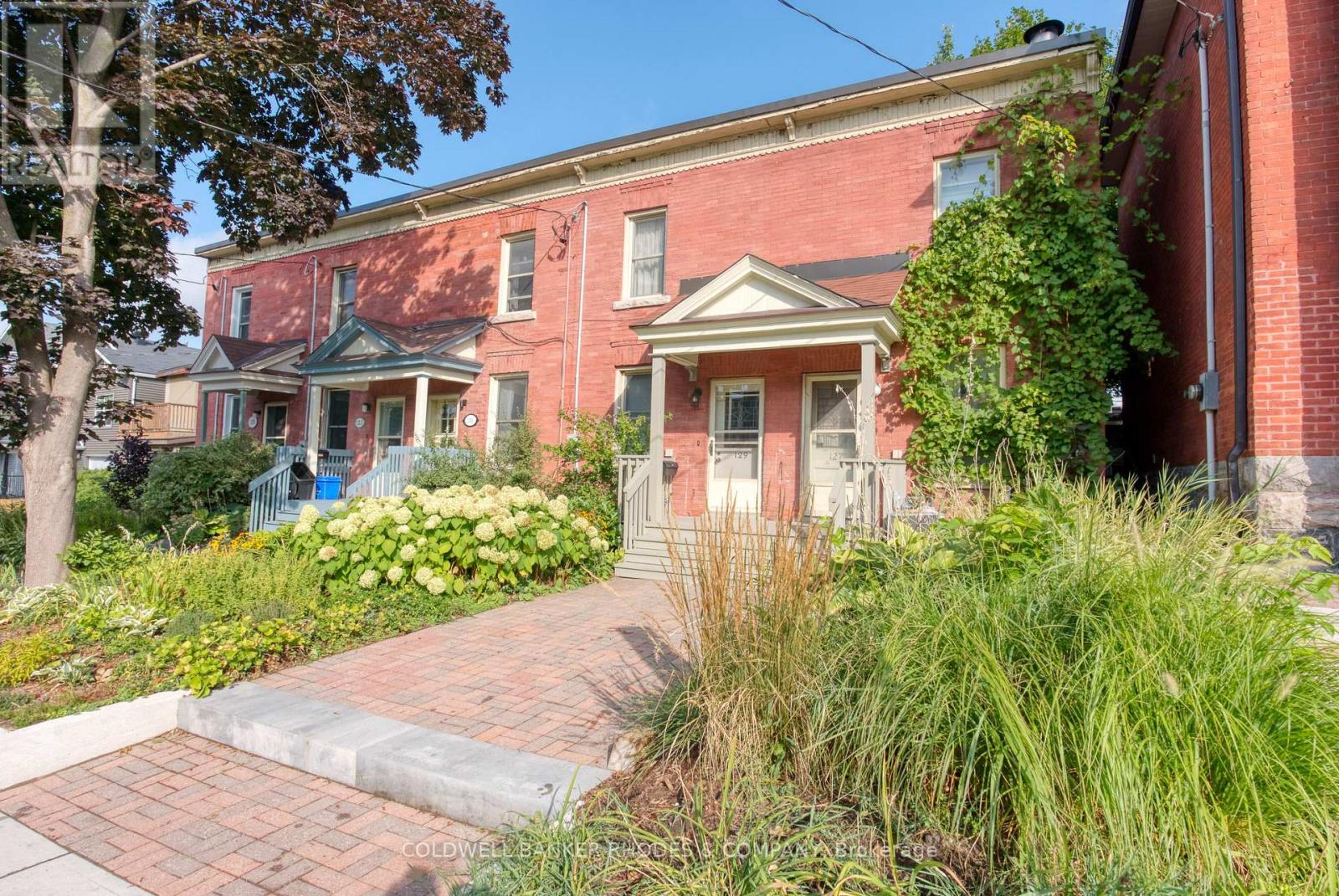 129 Elm Street, Ottawa, Ontario  K1R 6N4 - Photo 2 - X12430299