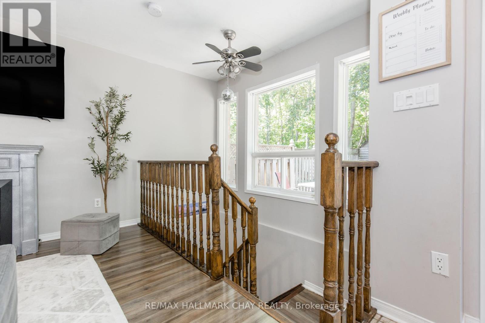 256 Ferndale Drive S, Barrie, Ontario  L4N 8J9 - Photo 20 - S12412382