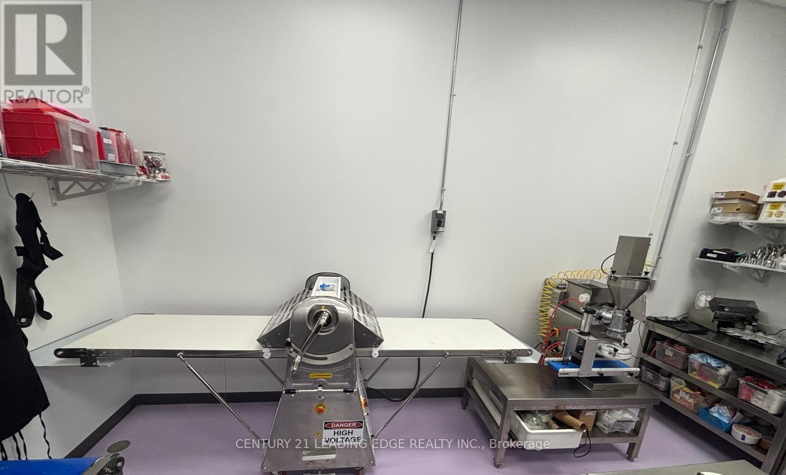 1550 16th Avenue, Richmond Hill, Ontario  L4B 3K9 - Photo 7 - N12427914