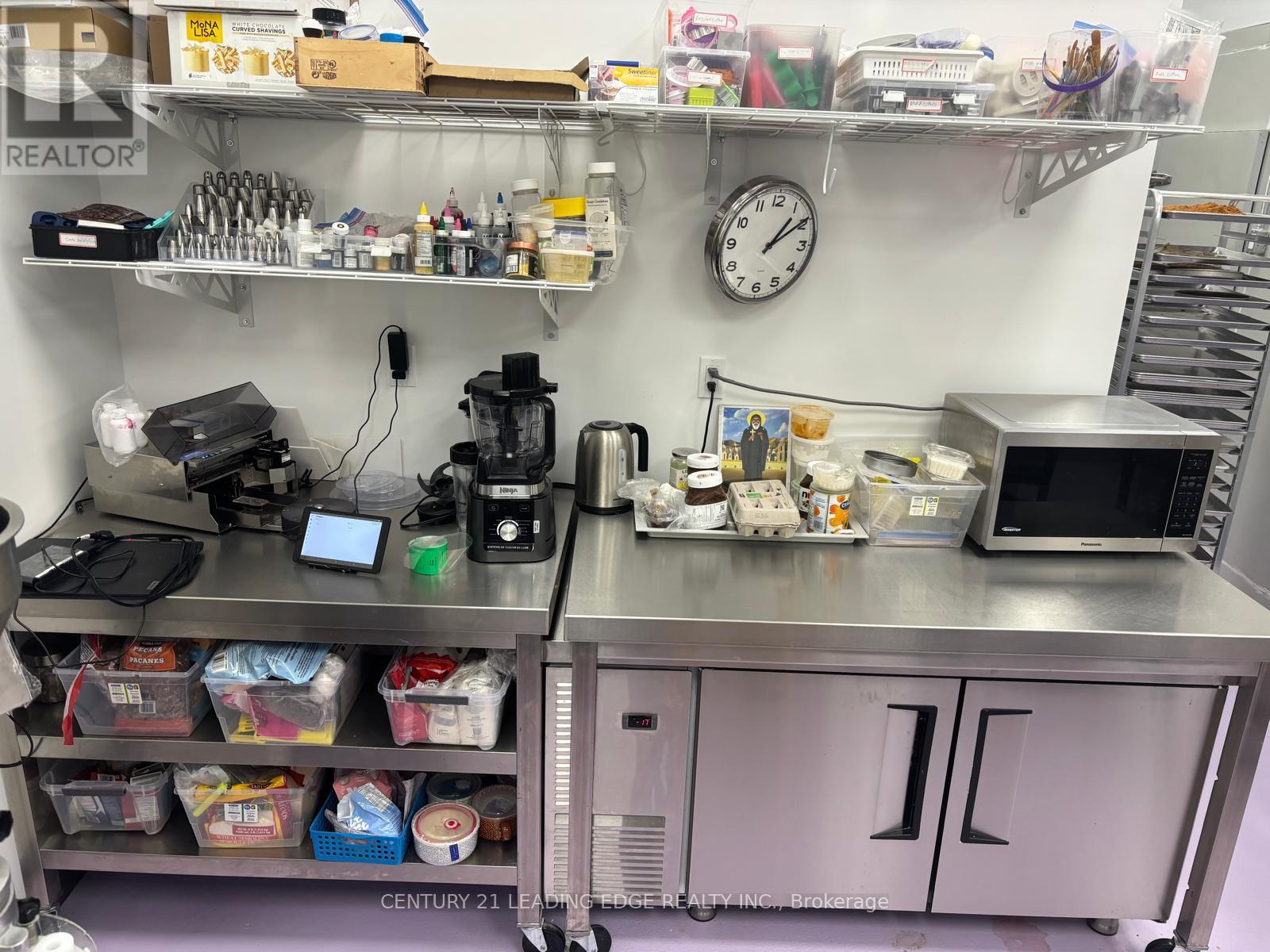 1550 16th Avenue, Richmond Hill, Ontario  L4B 3K9 - Photo 6 - N12427914