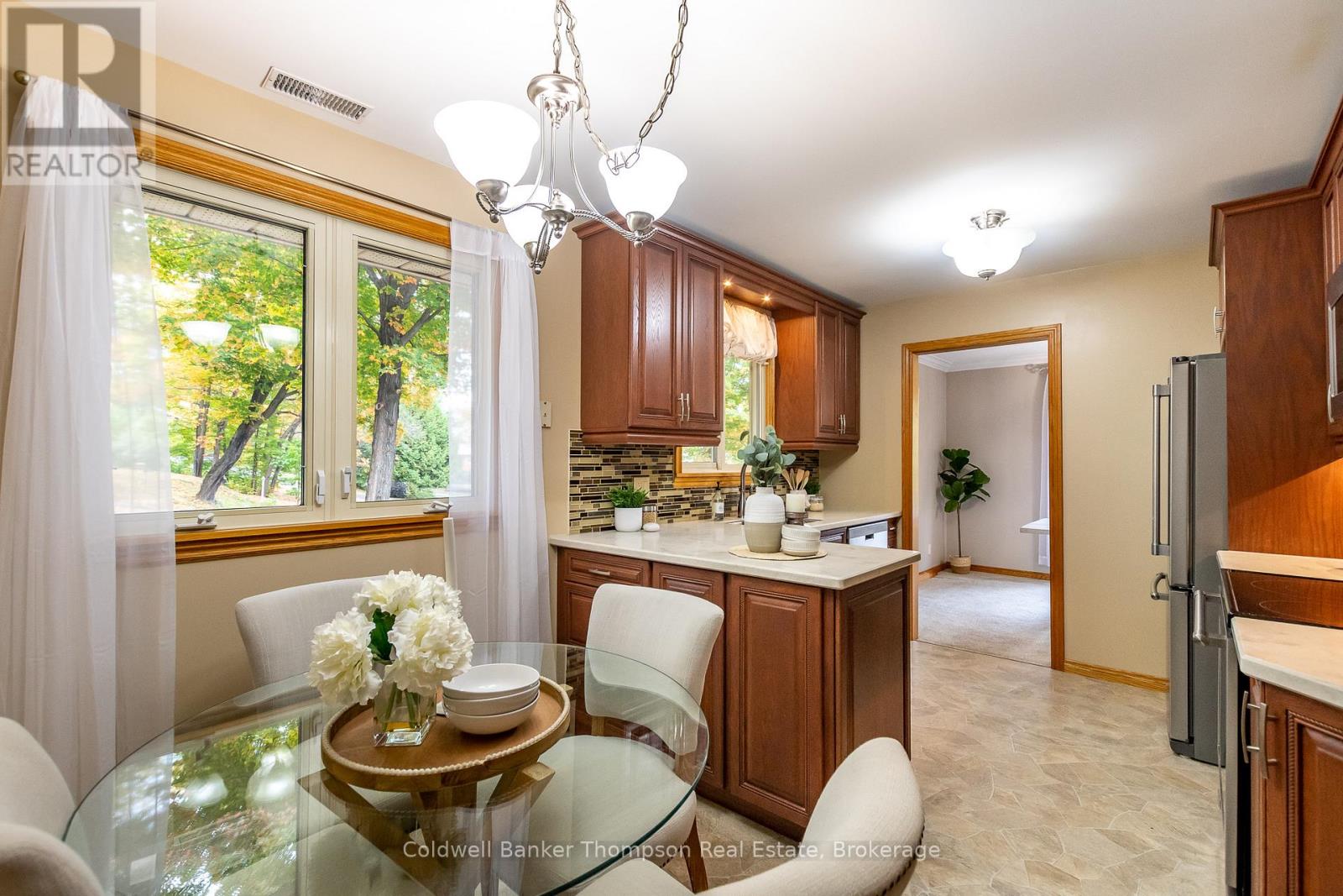 244 Summit Drive, Huntsville, Ontario  P1H 1Y9 - Photo 13 - X12293883