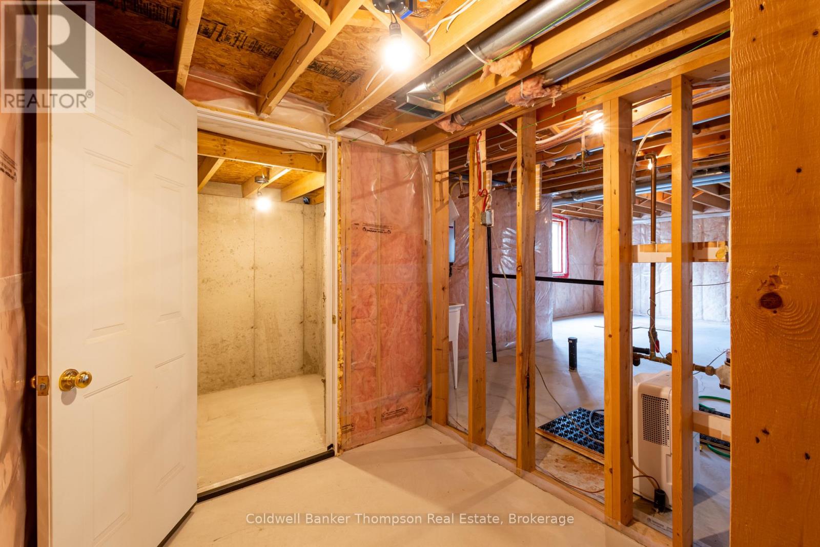 28 Kirbys Way, Huntsville, Ontario  P1H 2M5 - Photo 29 - X12370495