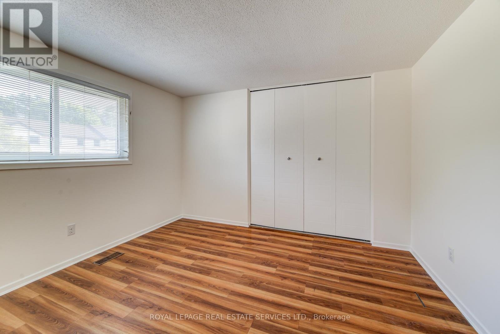 104 Mcdougall Road, Waterloo, Ontario  N2L 5C5 - Photo 16 - X12425450