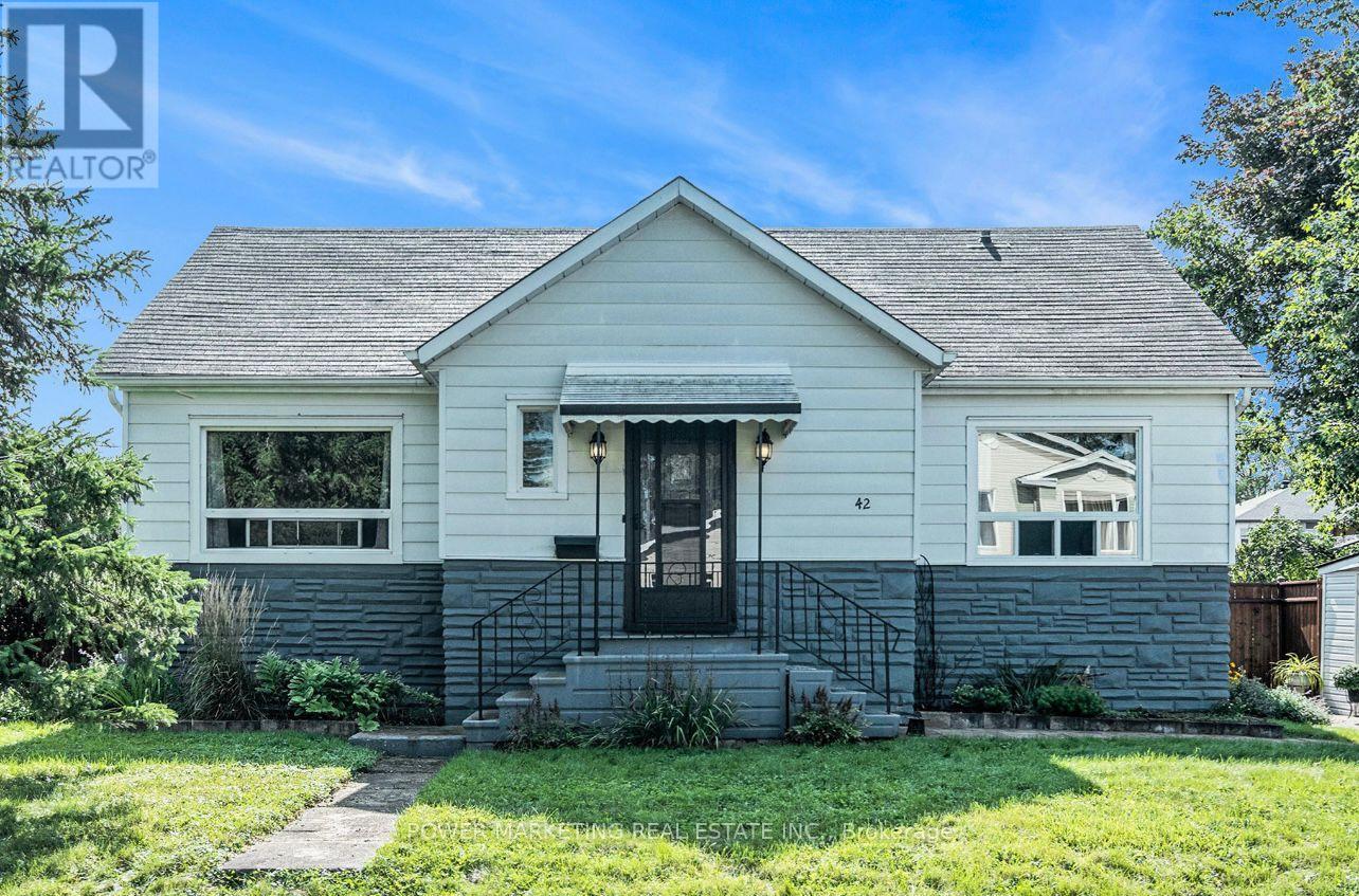 42 Cote Des Neiges Road, Ottawa, Ontario  K2G 2C6 - Photo 10 - X12430333
