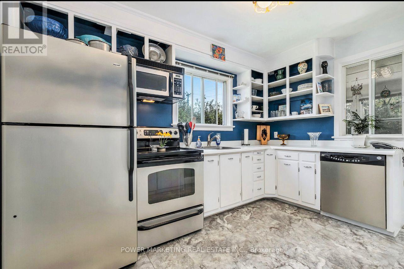 42 Cote Des Neiges Road, Ottawa, Ontario  K2G 2C6 - Photo 6 - X12430333