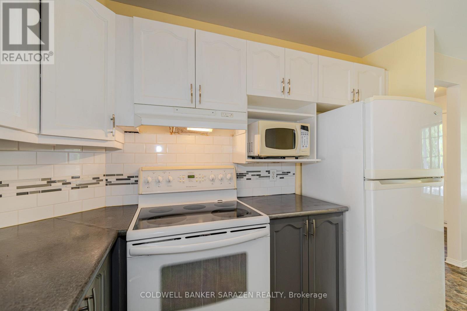 182 Windhurst Drive, Ottawa, Ontario  K2G 6J4 - Photo 12 - X12430346