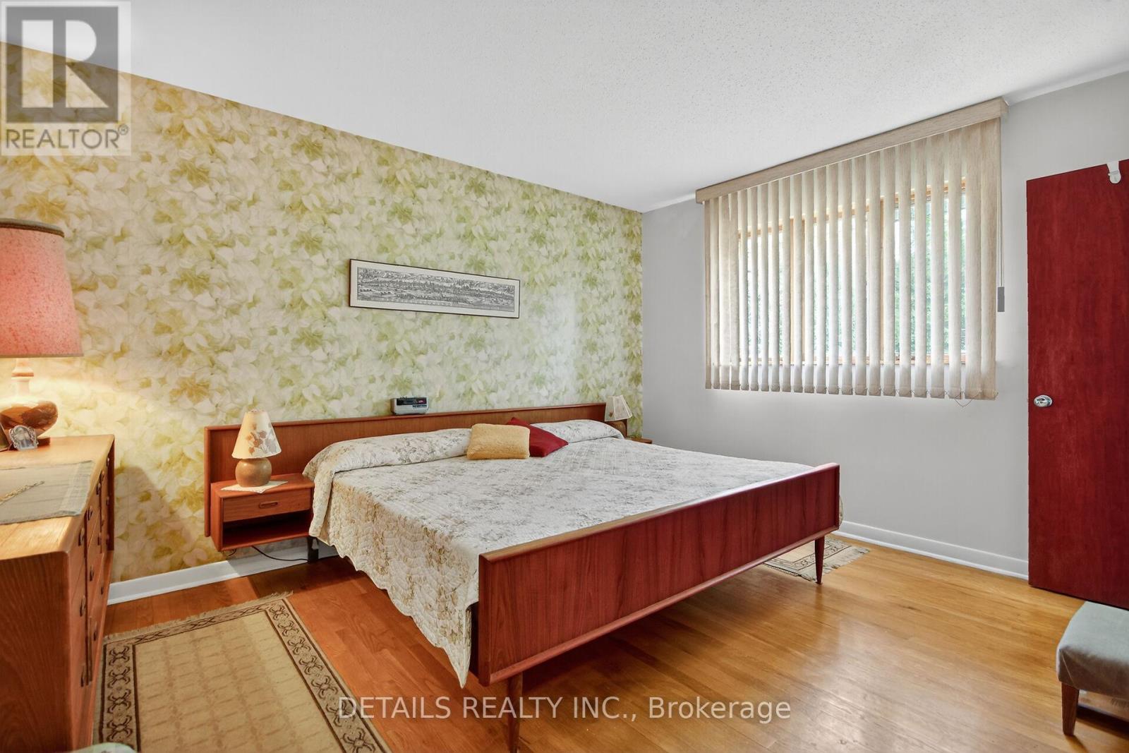 101 Hilliard Avenue, Ottawa, Ontario  K2E 6C5 - Photo 14 - X12430349