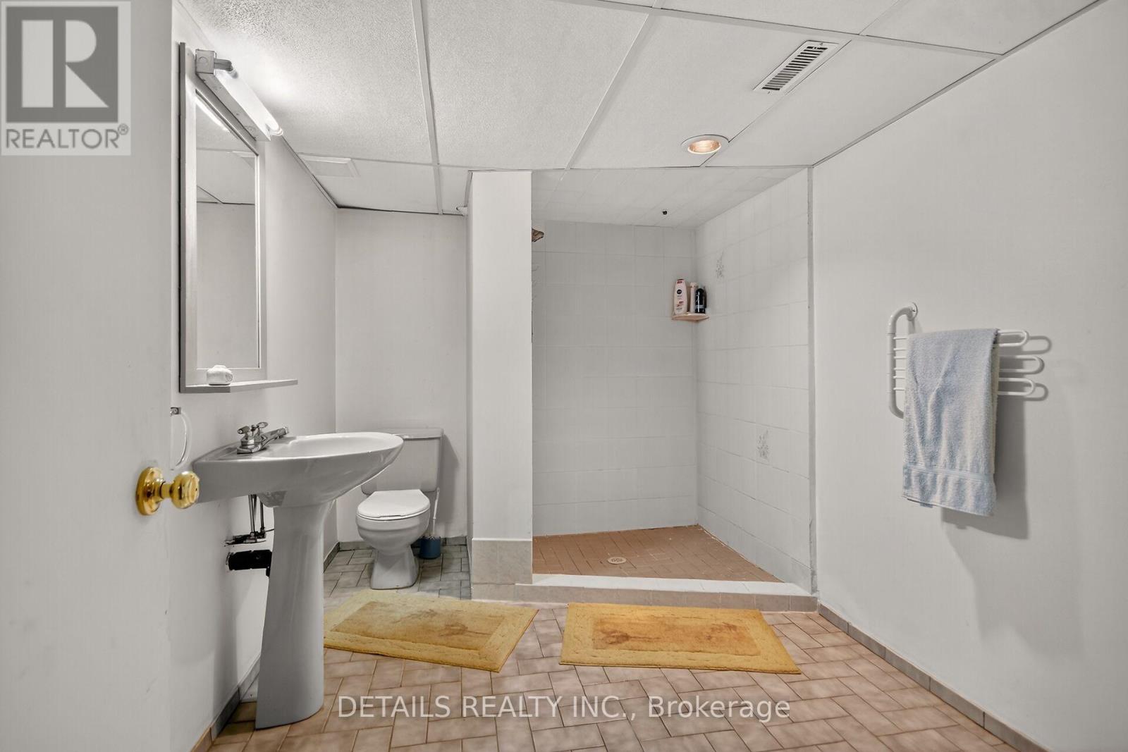 101 Hilliard Avenue, Ottawa, Ontario  K2E 6C5 - Photo 23 - X12430349