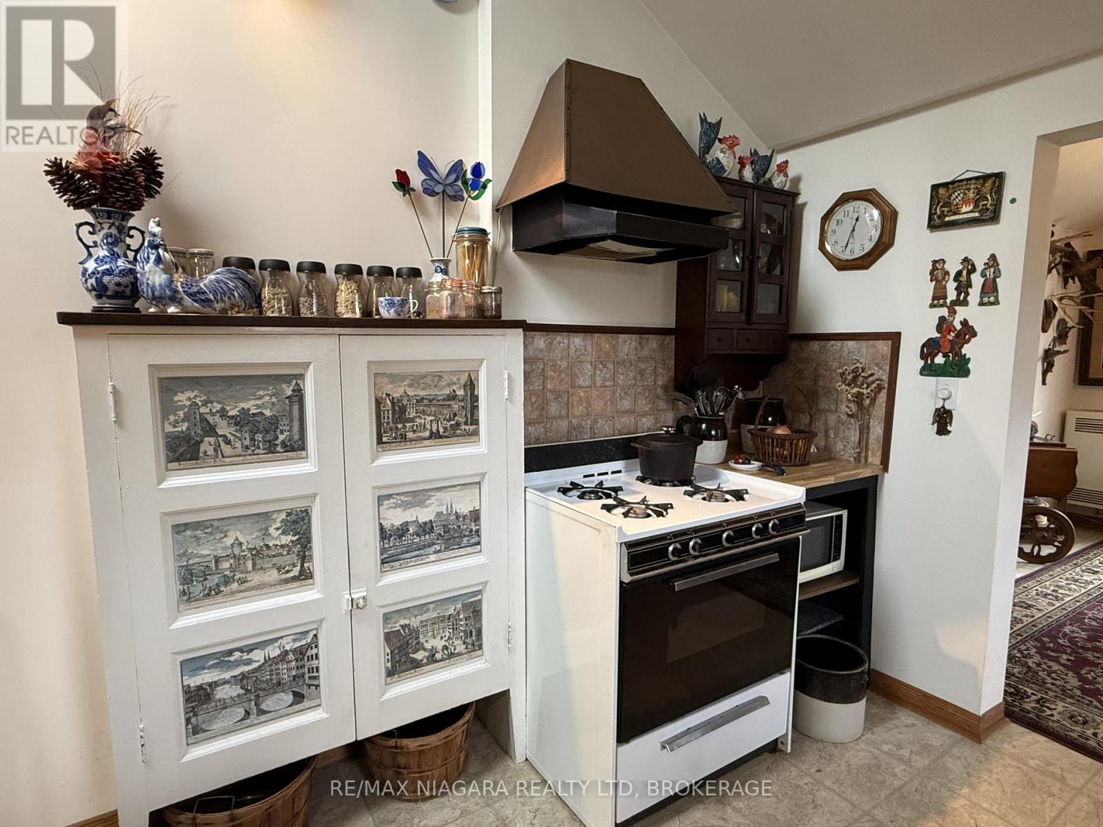 3721 Dominion Road, Fort Erie, Ontario  L0S 1N0 - Photo 16 - X12430311