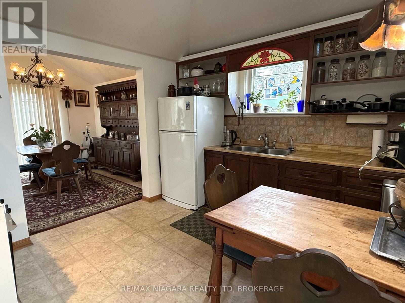 3721 Dominion Road, Fort Erie, Ontario  L0S 1N0 - Photo 17 - X12430311