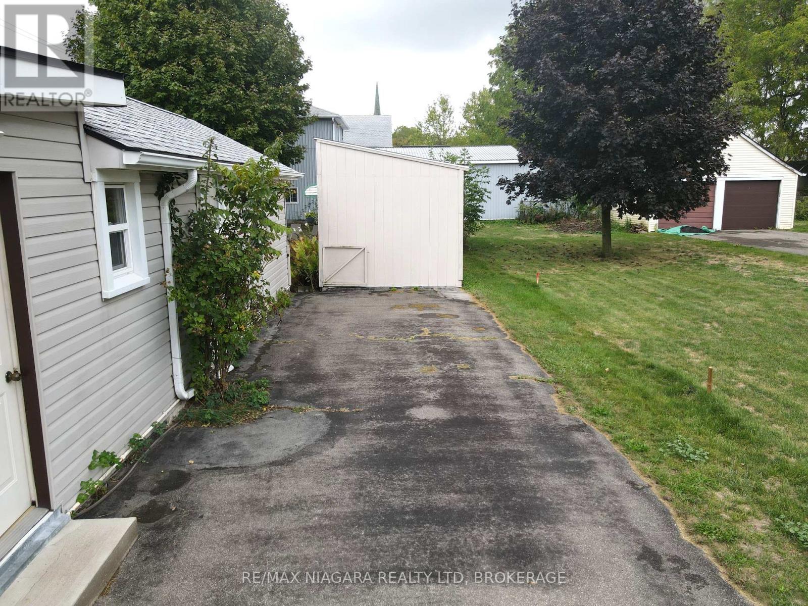 3721 Dominion Road, Fort Erie, Ontario  L0S 1N0 - Photo 36 - X12430311