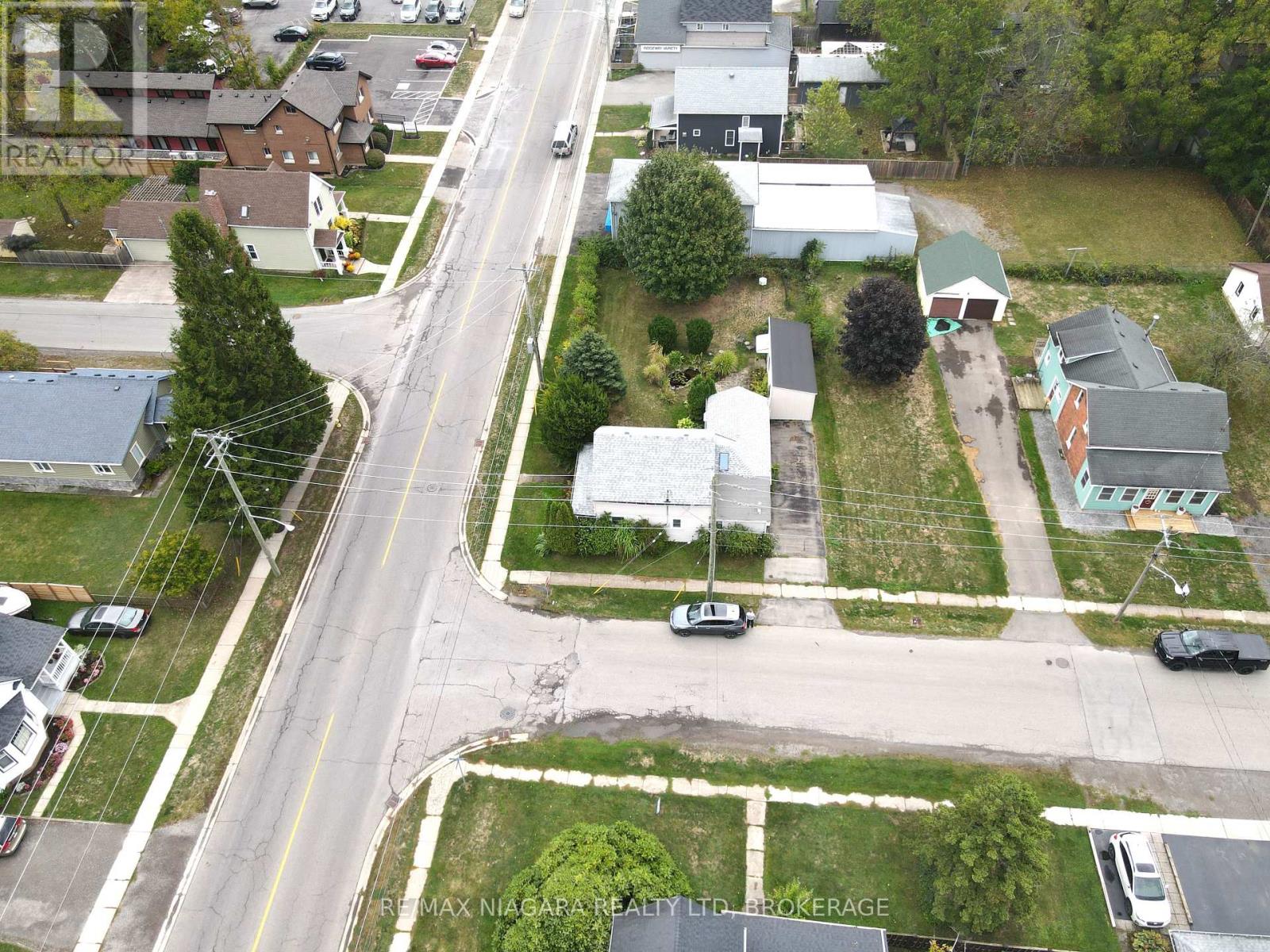 3721 Dominion Road, Fort Erie, Ontario  L0S 1N0 - Photo 38 - X12430311