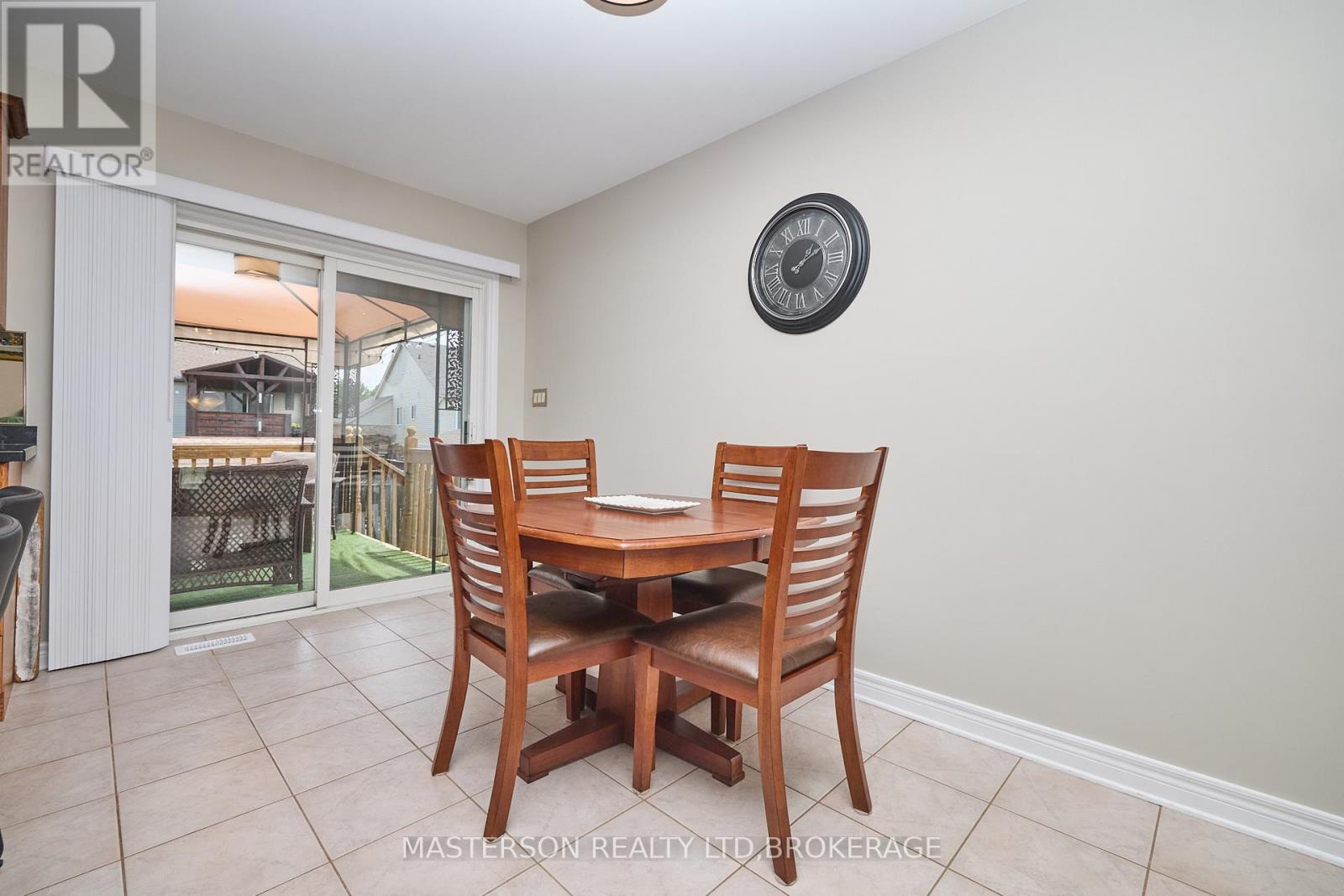 6906 Kelly Drive, Niagara Falls (Forestview), Ontario  L2H 3J7 - Photo 13 - X12430312