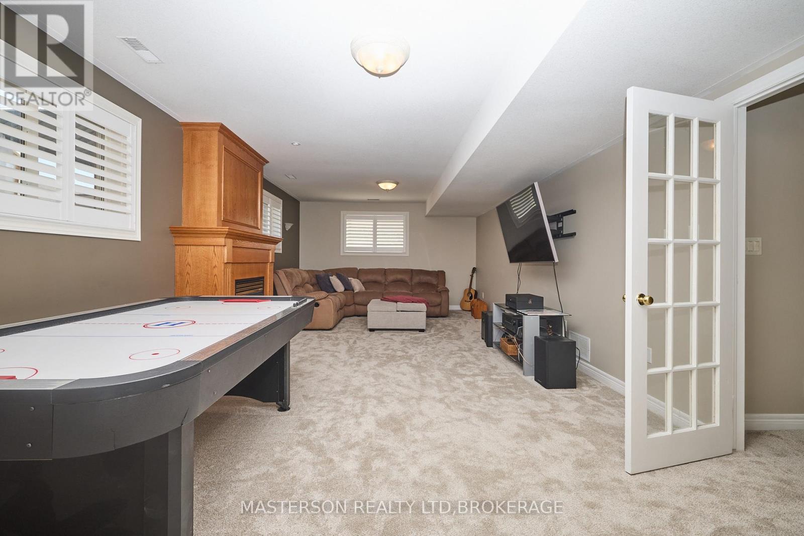 6906 Kelly Drive, Niagara Falls (Forestview), Ontario  L2H 3J7 - Photo 25 - X12430312