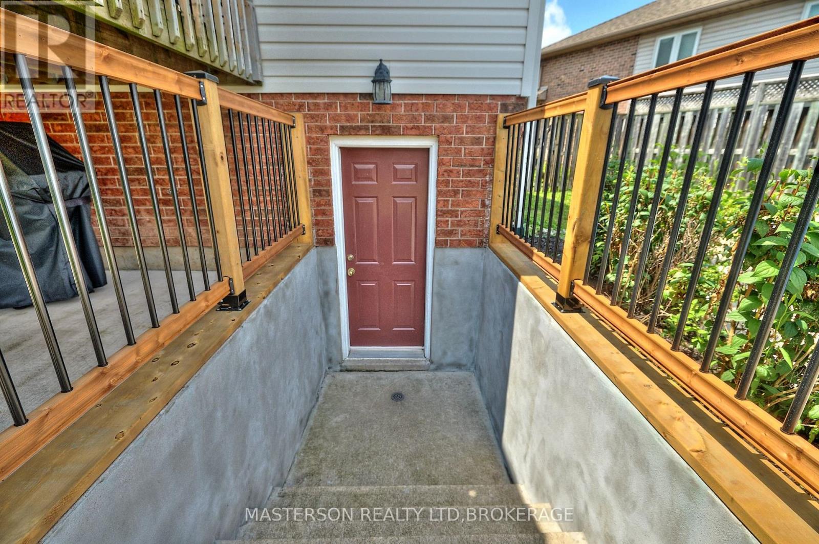 6906 Kelly Drive, Niagara Falls (Forestview), Ontario  L2H 3J7 - Photo 28 - X12430312