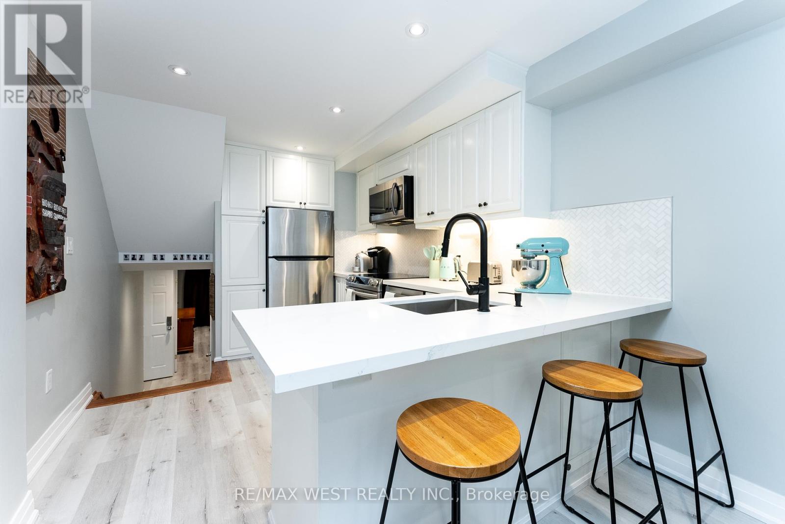 368 Fountain Street S, Cambridge, Ontario  N3H 1J3 - Photo 36 - X12430286