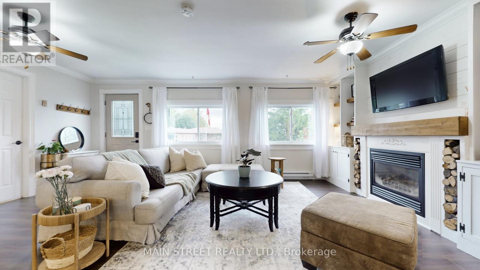 32 Rhodes Avenue, Kawartha Lakes, Ontario  L0C 1G0 - Photo 10 - X12430289