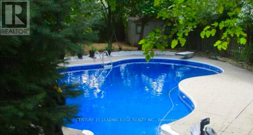 50 Barrydale Crescent, London North, Ontario  N6G 2X4 - Photo 15 - X12430296