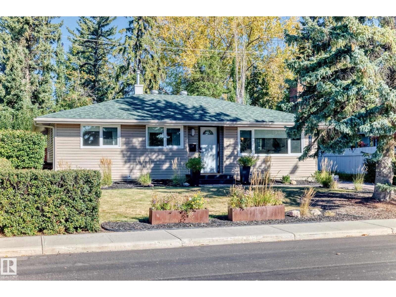 14608 80 AV NW NW, Edmonton, Alberta