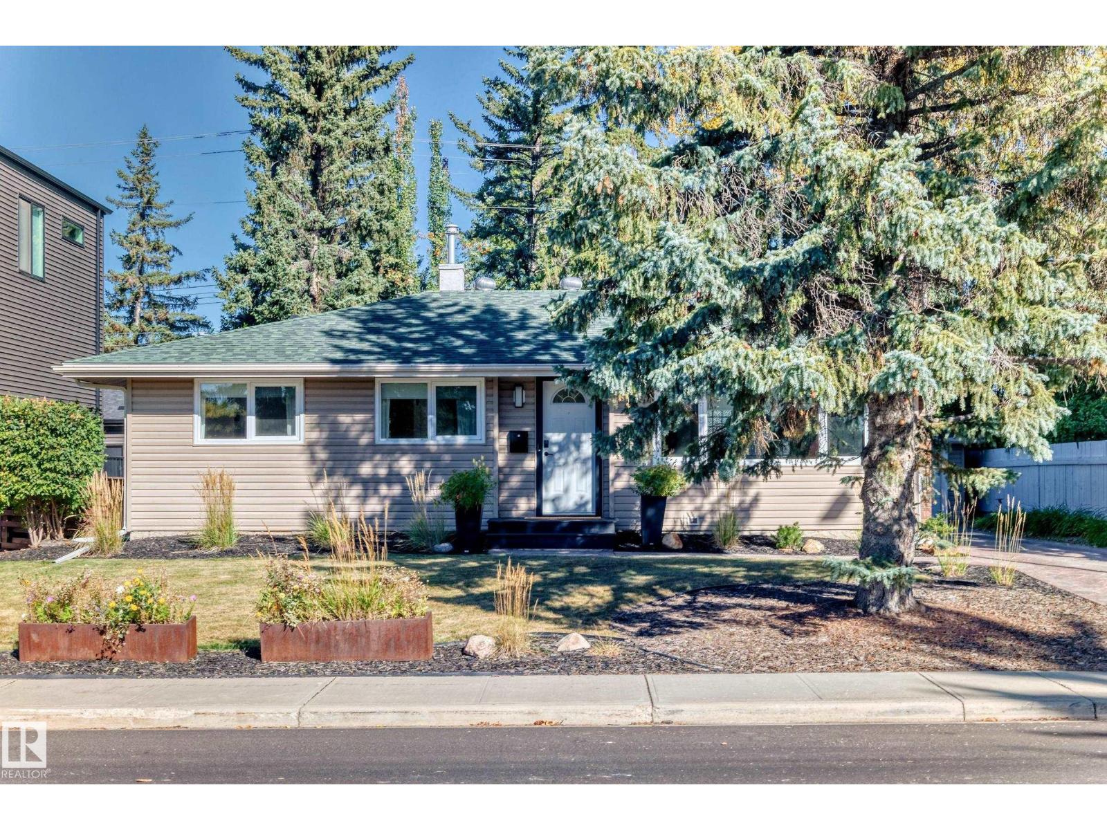 14608 80 Av Nw Nw, Edmonton, Alberta  T5R 3K6 - Photo 2 - E4459824