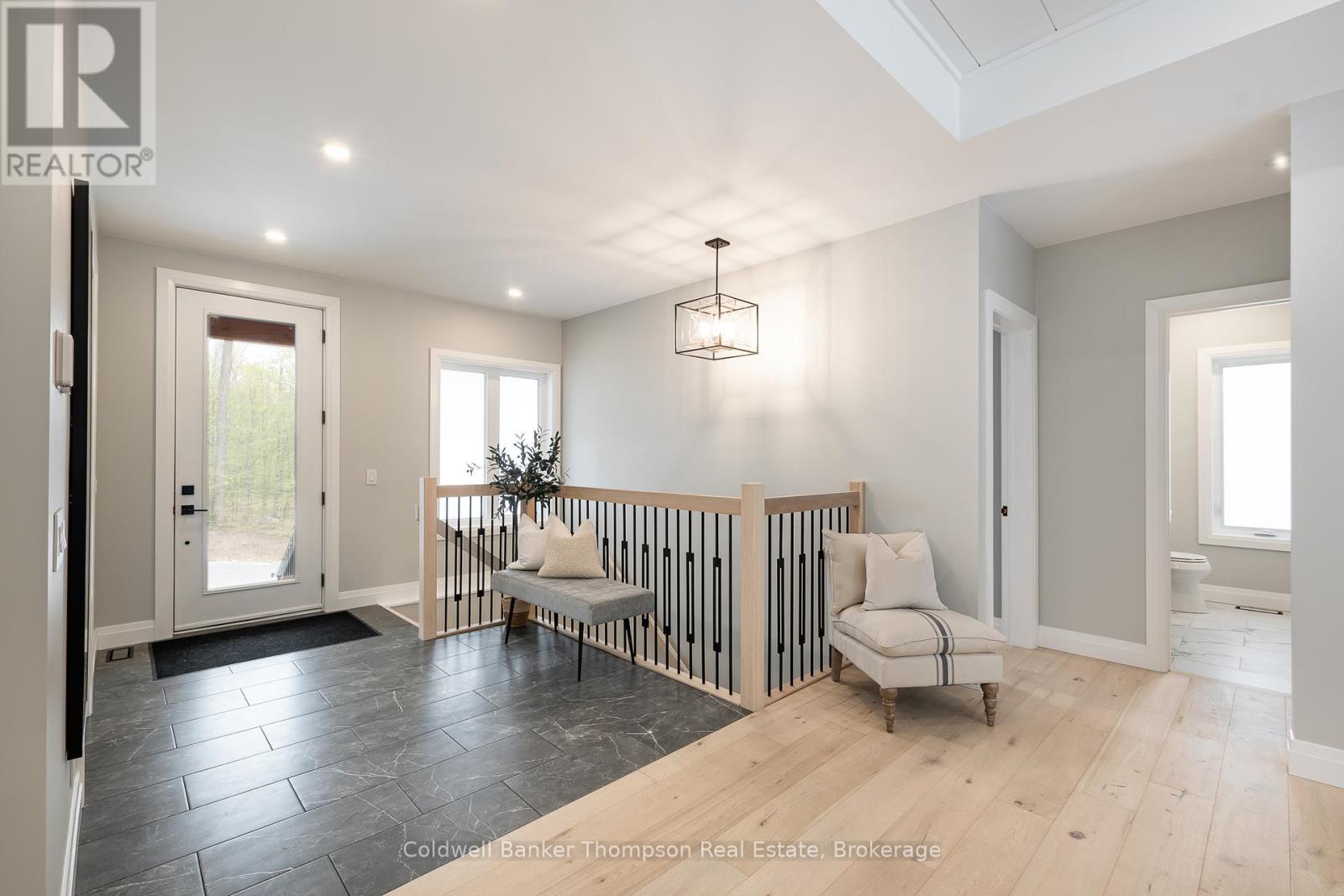 14 Mackenzie Drive, Huntsville, Ontario  P1H 0A1 - Photo 5 - X12367779